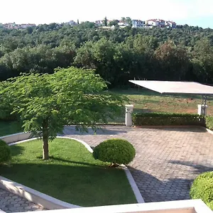 Apartament Banjole Yards